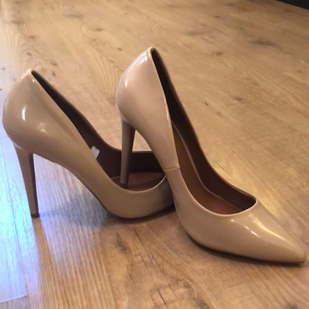 Tan Heels